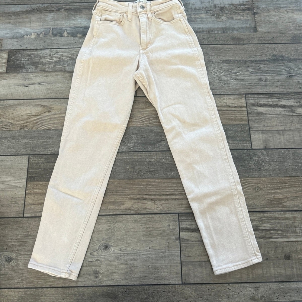 Hollister Men's Beige Jeans